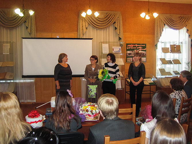 Выставка "В защиту интересов граждан". 31.10.2012 г.