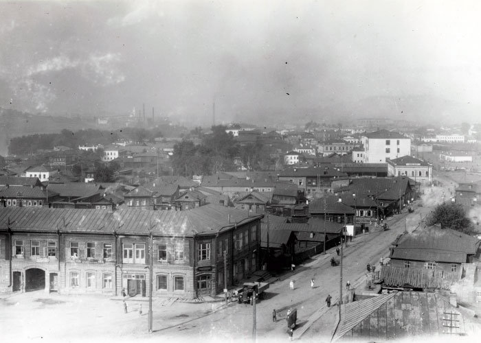 Улица Салдинская-Александровская (улица Ленина). 1920-е годы. (НТГИА. Коллекция фотодокументов. Оп.1ФА. Д.7. Л.1.фото1)
