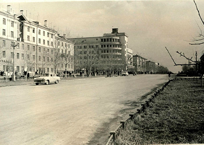 Вид на проспект Вагоностроителей города Нижний Тагил. 1960-е годы. Фото Г.Тимофеева. (Коллекция фотодокументов. Оп.1П. Д.1395)