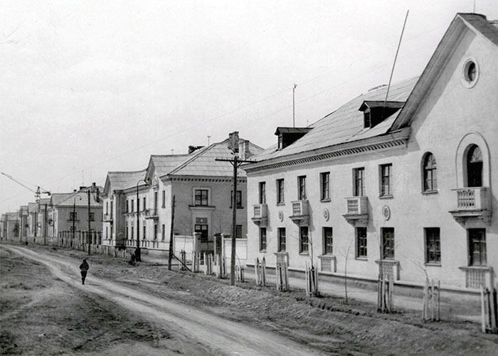 Жилые дома по улице Космонавтов 1960-е годы. (НТГИА. Ф.229. Оп. 1Ф. Д.72)