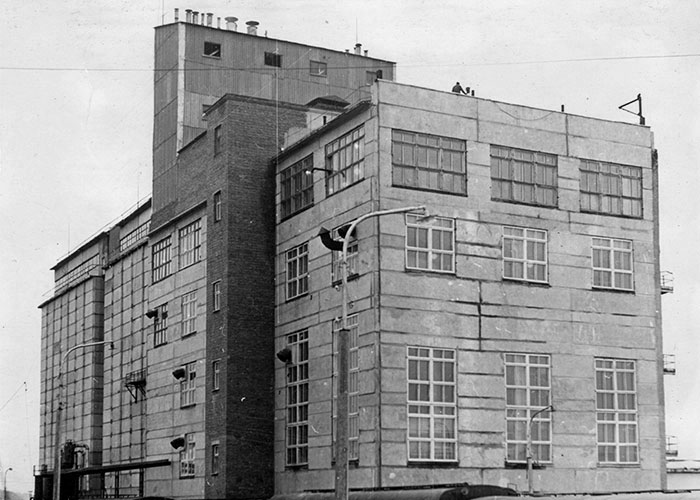 Вид на здание Нижнетагильского пивобезалкогольного завода. 1971 год. (НТГИА. Ф.229. Оп.1. Д.1805)