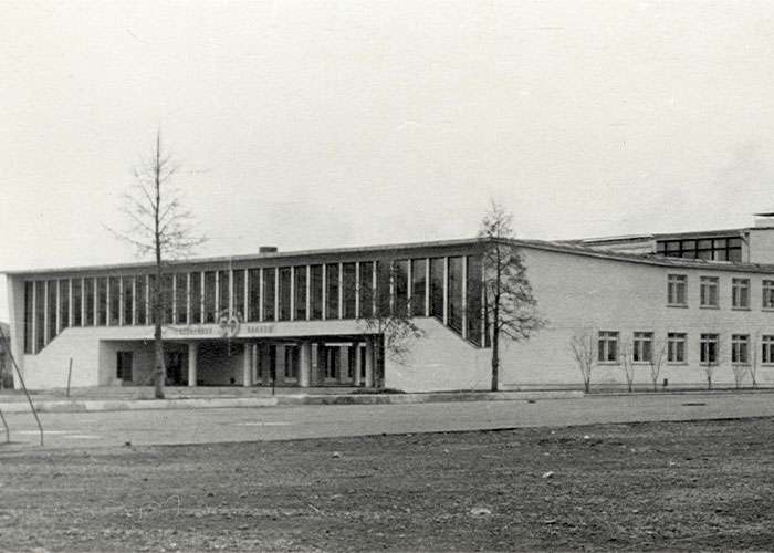 Дворец Культуры ВЖР «Юбилейный». 1960-е годы. (НТГИА. Коллекция фотодокументов.Оп.1ФА.Д.15.Л.8.ф.19)