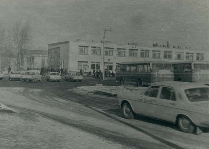 Н. Тагил. Автовокзал. Апрель 1974 г. (НТГИА. Коллекция фотодокументов. Оп.1ФА.Д.10.Л.6.ф.31).