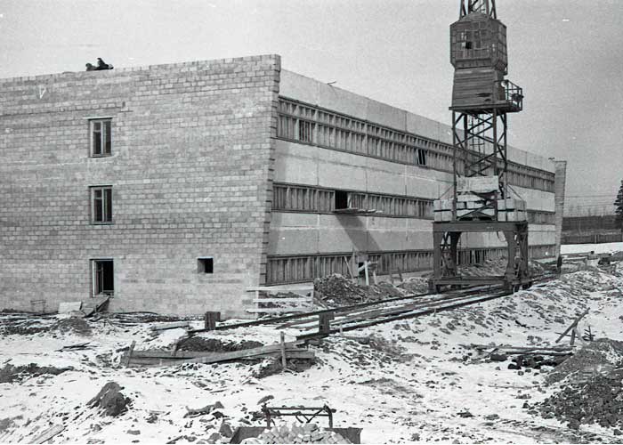 Строительство новых цехов завода металлоконструкций. 1965 год. (НТГИА. Коллекция фотодокументов.Оп.1Н1.Д.2176)