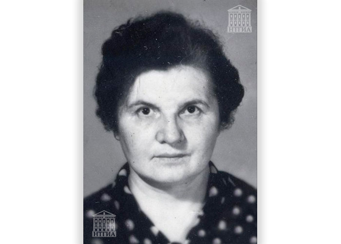 Фирстова Нина Александровна, Почетный гражданин города Нижний Тагил, отличник народного просвещения. (Ф.658.Оп.1.Д.5.Л.5)