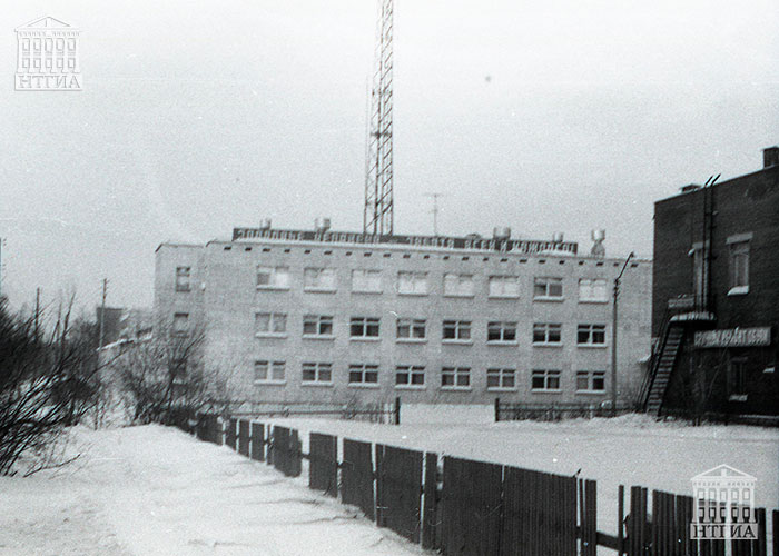 Здание скорой помощи. 1987 год. (НТГИА. Коллекция фотодокументов.Оп.1Н1.Д.370)